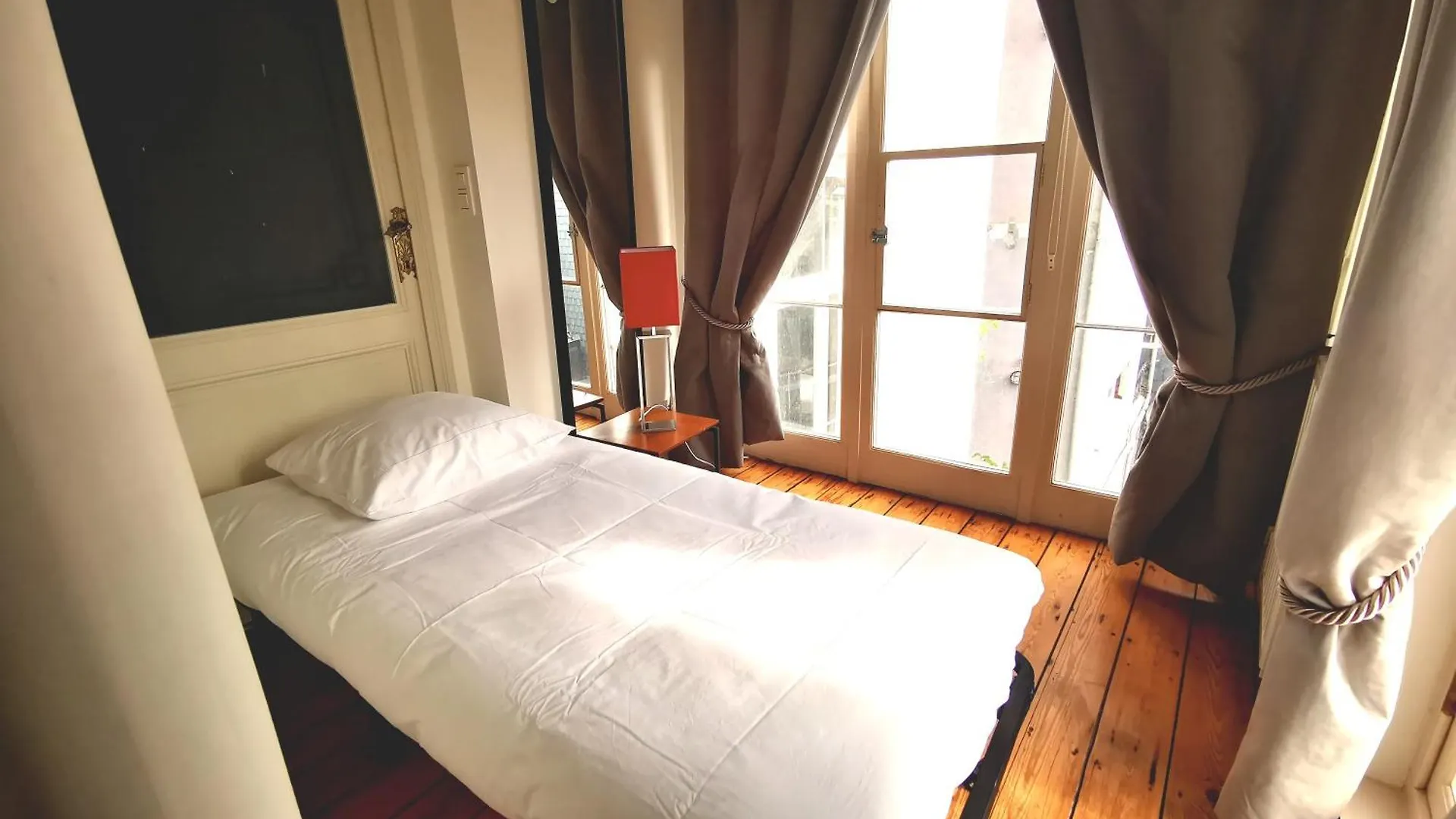 Maison Jamaer Bed & Breakfast Brussels 2*,