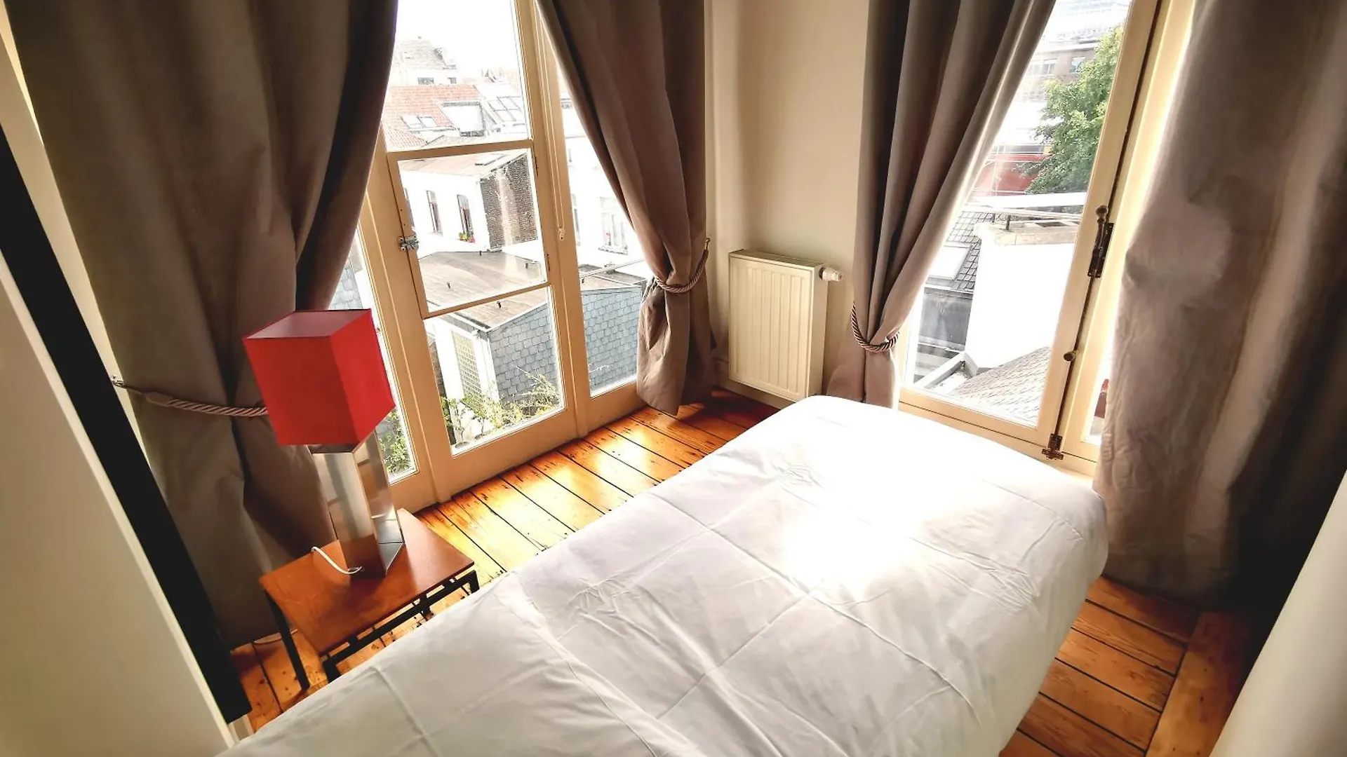 Maison Jamaer Bed & Breakfast Brussels 2*,